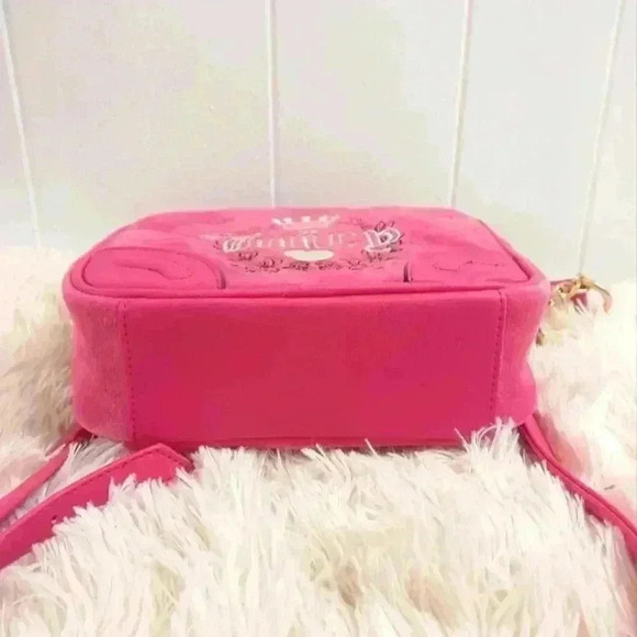 Juicy Couture Heritage Crossbody Bag, Brand New - Picture 7 of 8